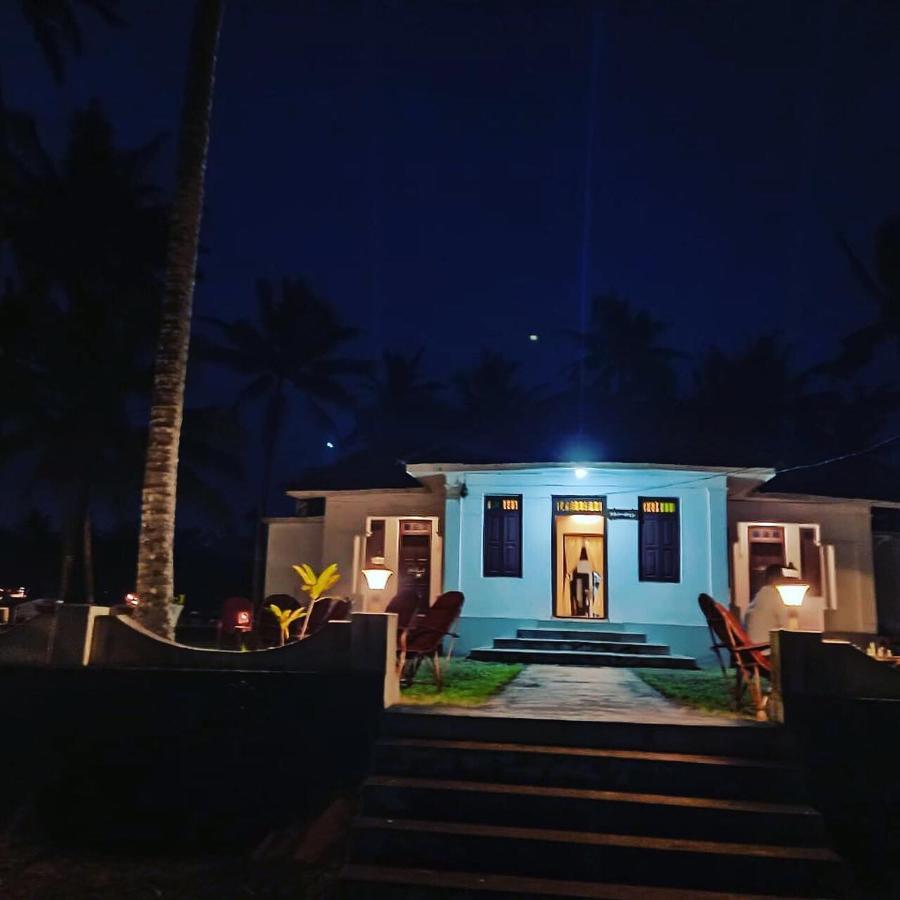 Villa Vibes Beach House à Varkala Extérieur photo