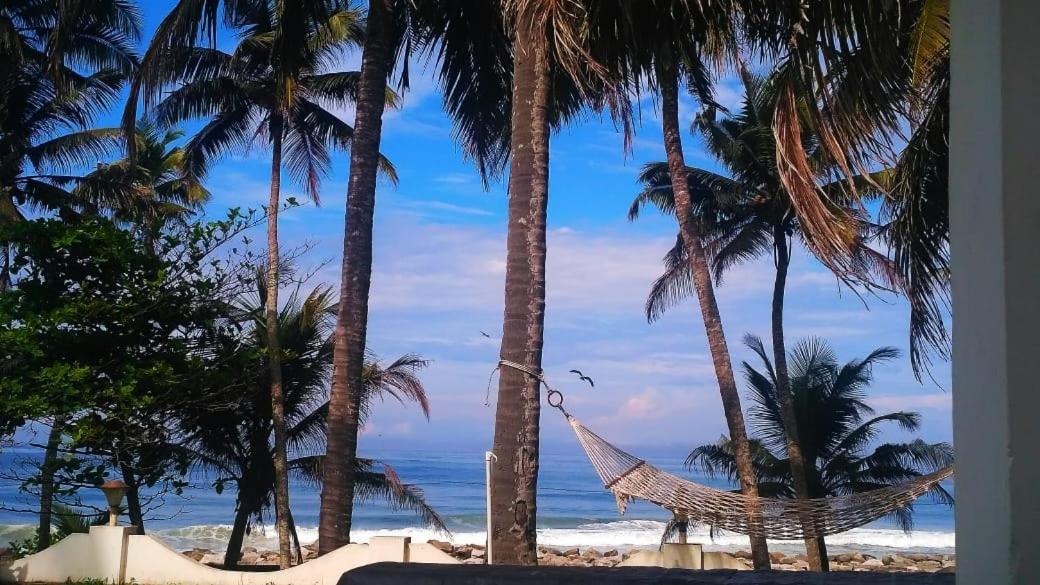 Villa Vibes Beach House à Varkala Extérieur photo